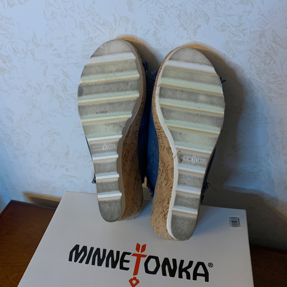 Minne Tonka Blue Denim Wedge Sandal, Size 11 - Picture 8 of 9